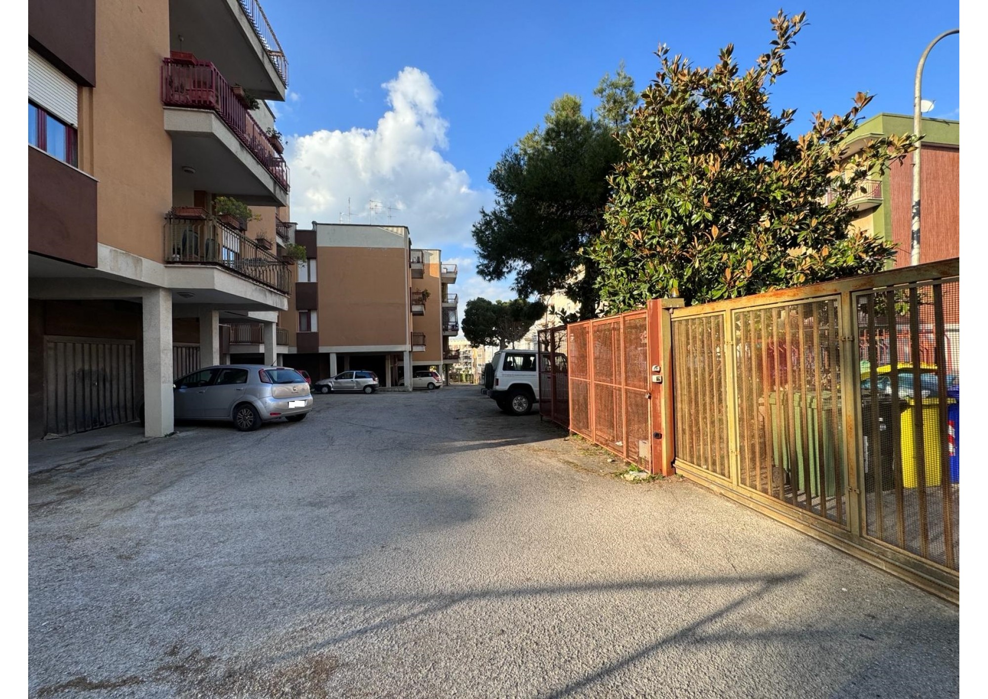 Dettaglio VIA LUPO PROTOSPATA 135 mq CON GARAGE Agenzie